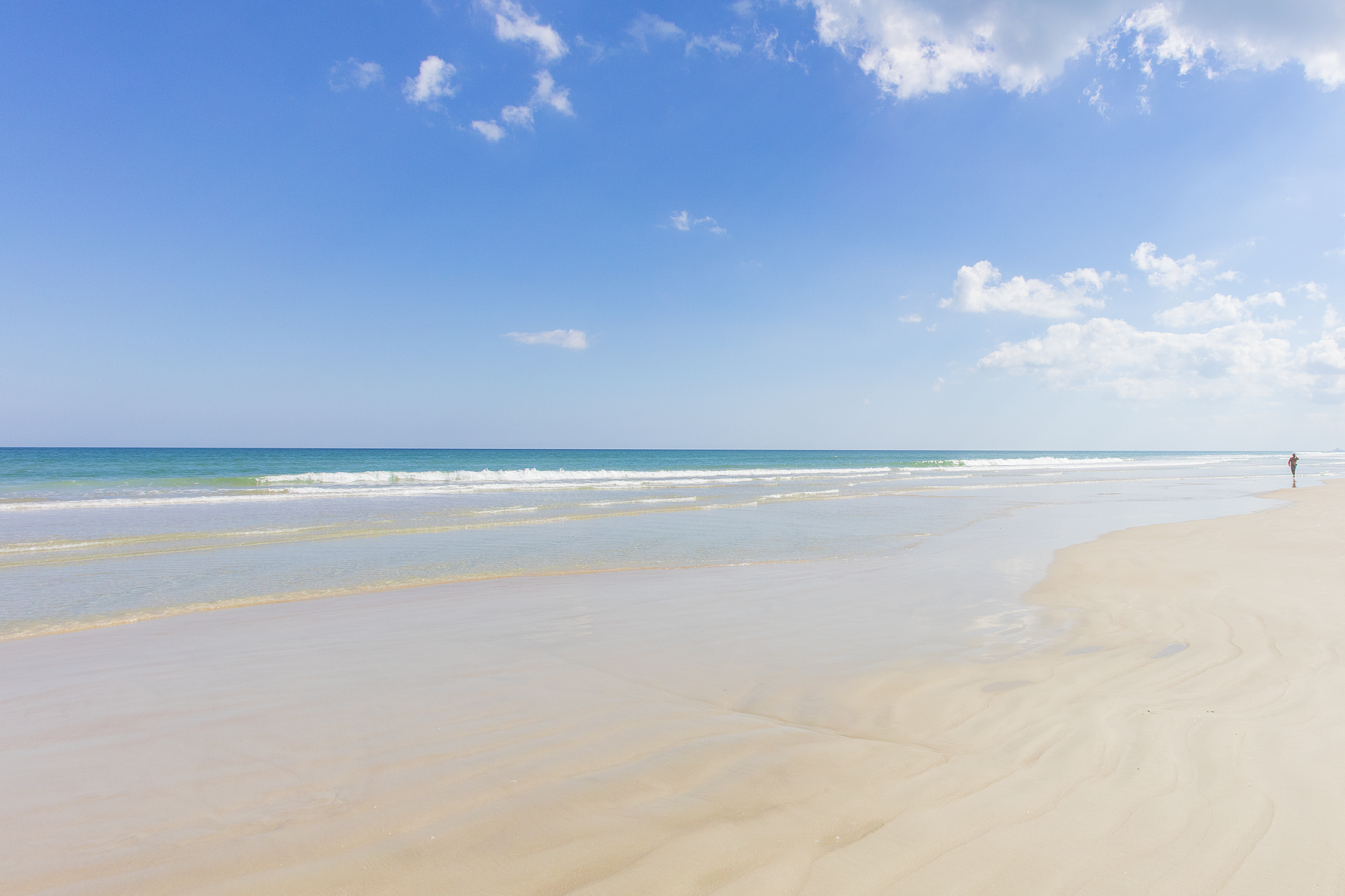 Home Seven Seas Resort Located In Sunny Daytona Beach Ss Seven Seas Resort Features A Pool Room Fishing And More Just Few Minutes Away From
